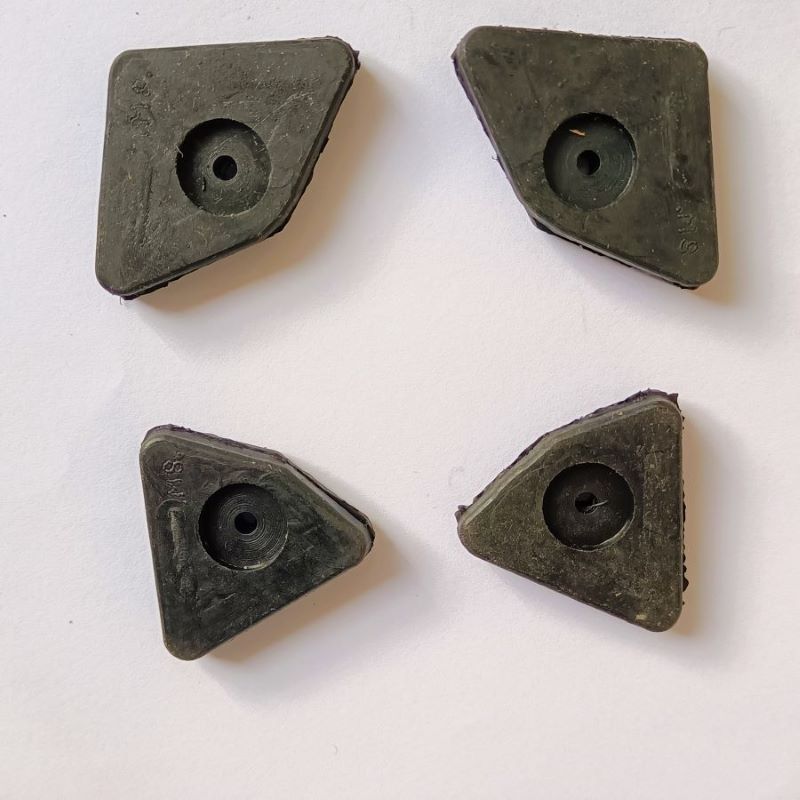 BONNET CORNER, Morris 8 Series 1 & 2, set of 4