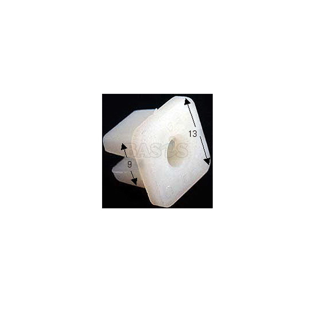 CLIP, Plastic screw grommet, 8G